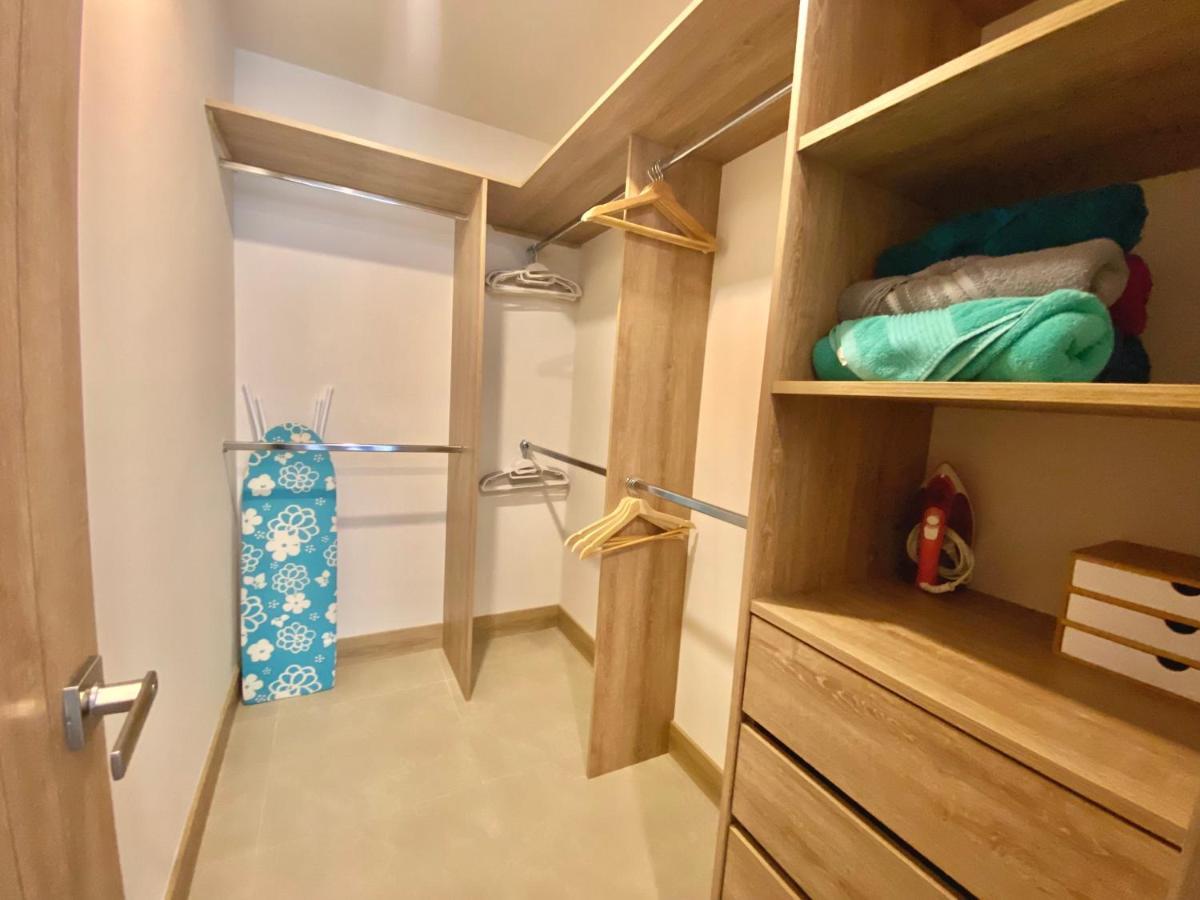 Apartamento Espectacular Frente Al Mar- Morros Zoe - Playa Manzanillo Cartagena