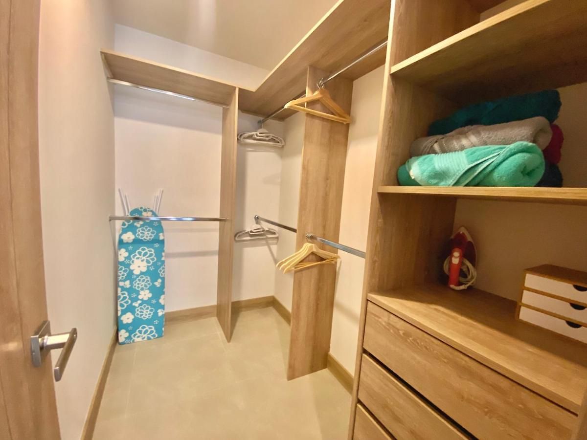 Apartamento Espectacular Frente Al Mar- Morros Zoe - Playa Manzanillo Cartagena